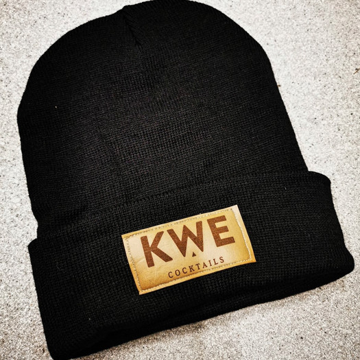 Tuque noire KWE